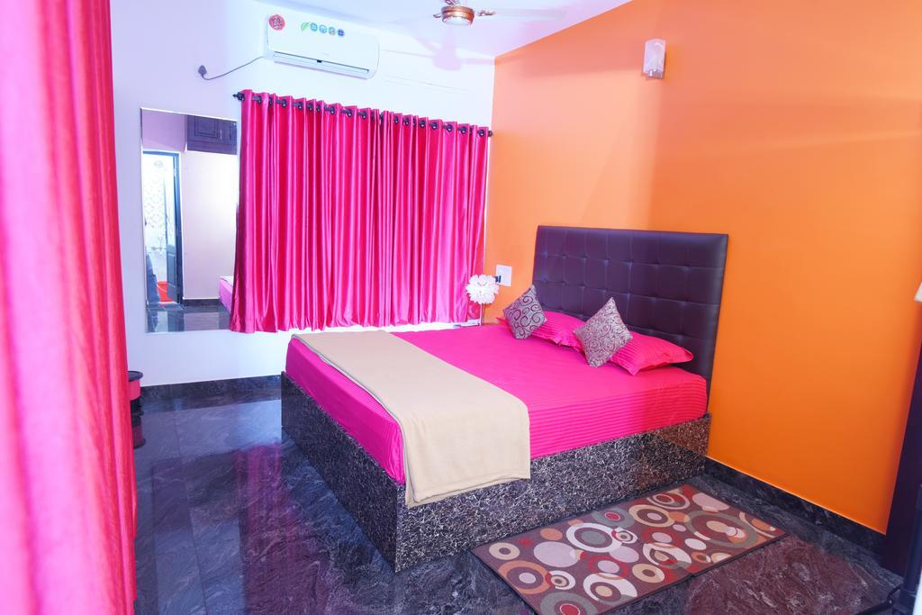 Beersheba Three Bed Room A/C Apartments Thiruvananthapuram Екстериор снимка