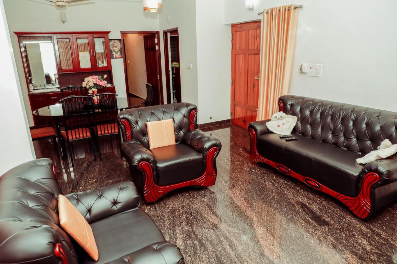 Beersheba Three Bed Room A/C Apartments Thiruvananthapuram Екстериор снимка