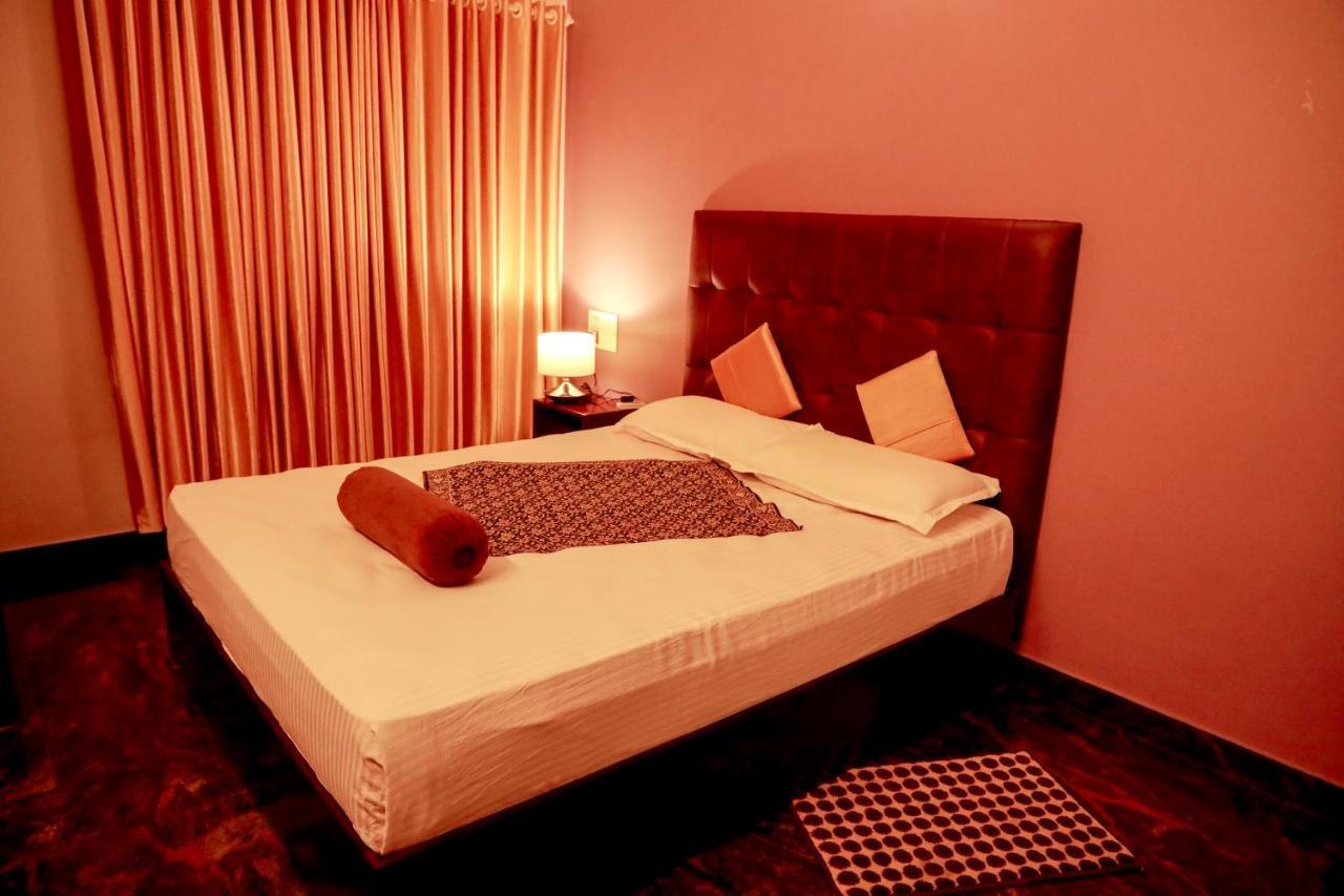 Beersheba Three Bed Room A/C Apartments Thiruvananthapuram Екстериор снимка
